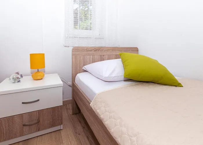 Apartament Plemić Pag Town