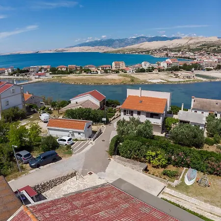Appartement Plemić Pag Town