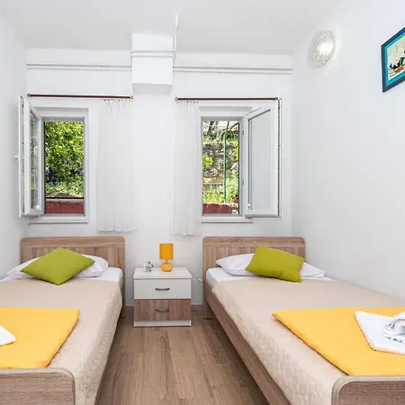 Appartement Plemić Pag Town