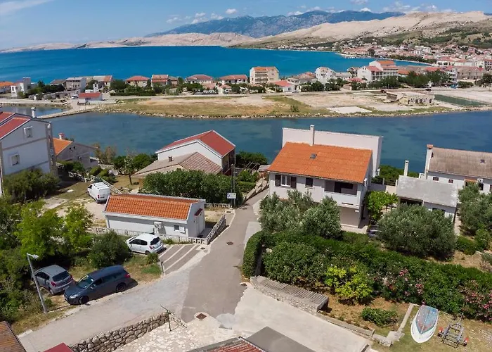 Apartment Plemic Pag Town